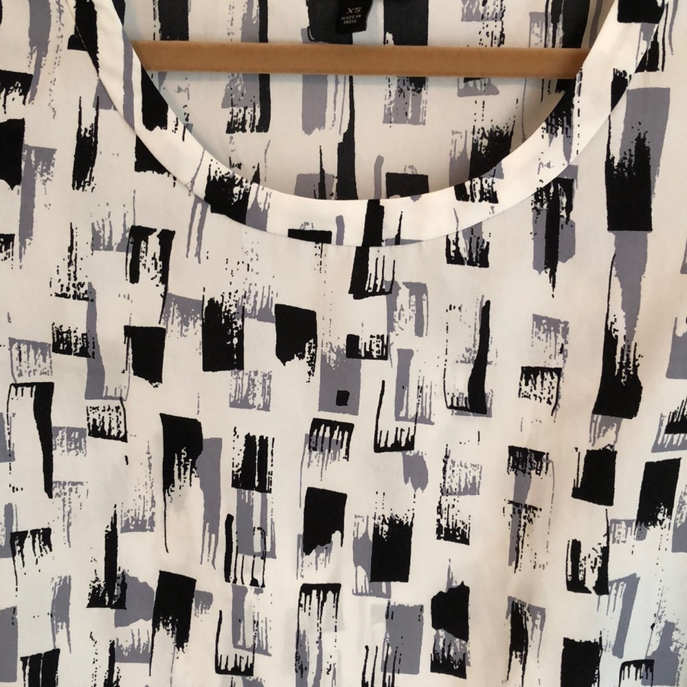 Banana Republic shirt. XS. - Picture 2 of 2